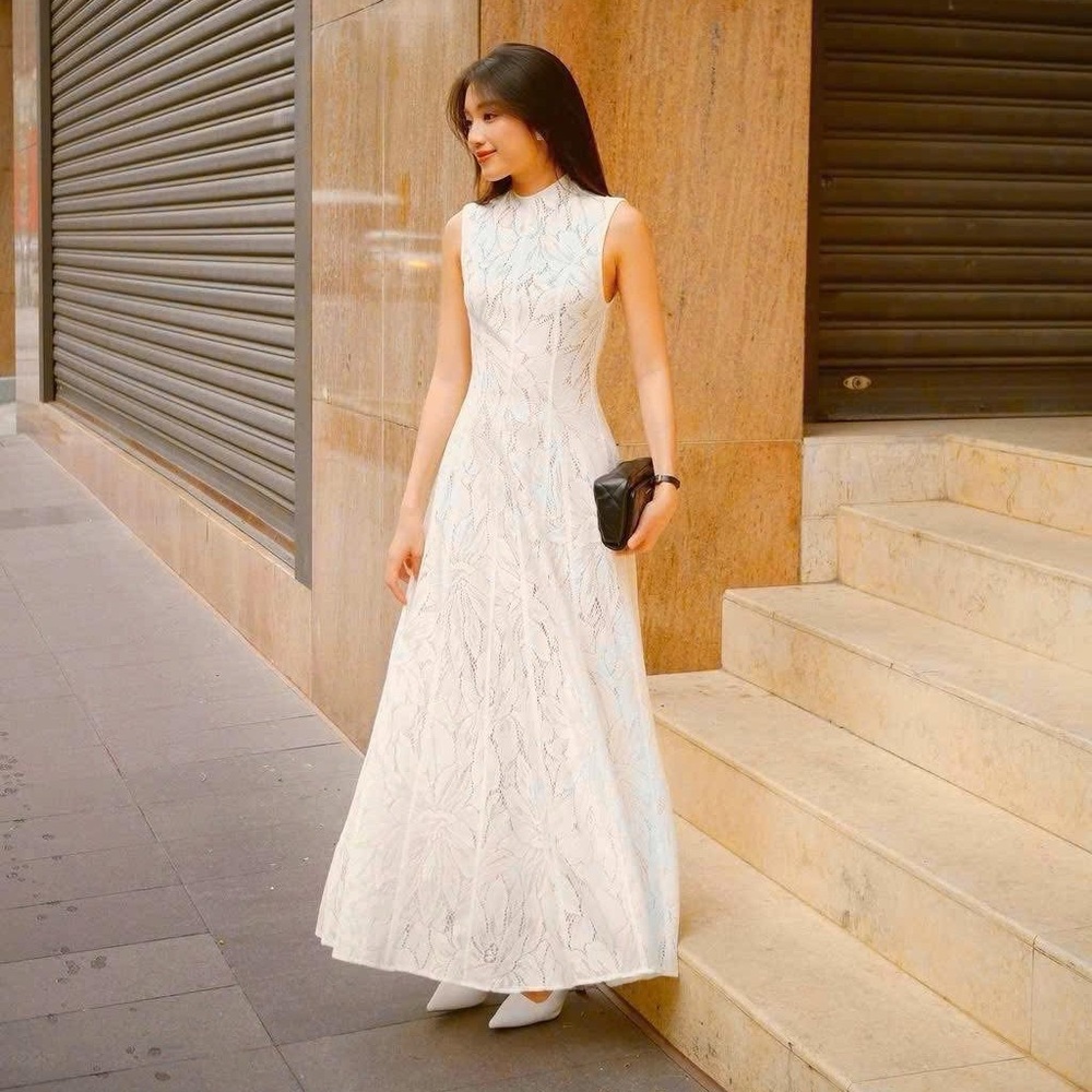 Zara Cream Lace Maxi Dress
